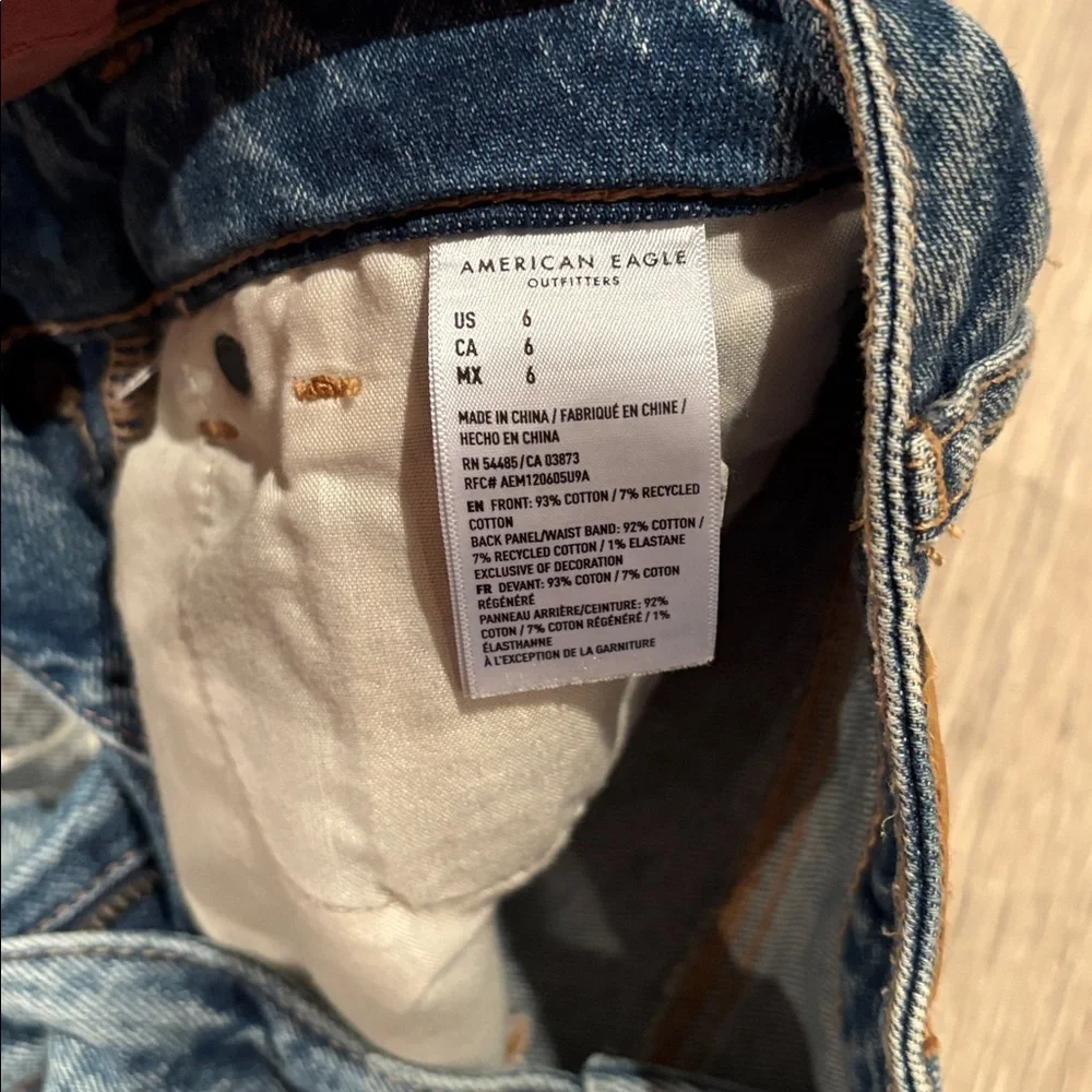 American Eagle Distressed Denim Cutoff Shorts Size 6 Raw Hem